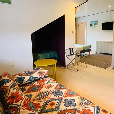 Résidence La Combeauté Bed & Breakfast 4*